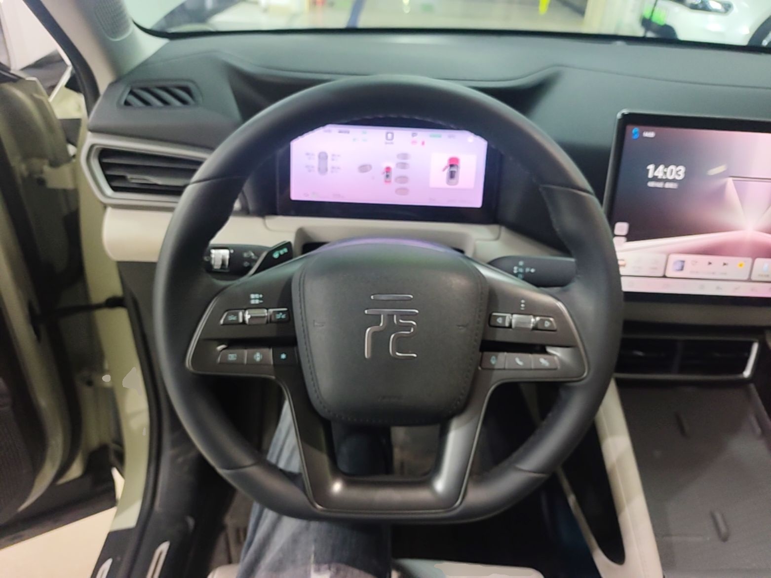 BYD Yuan UP 2025 Intelligent Driving Version 401 KM Dynamic Edition — снимка 13