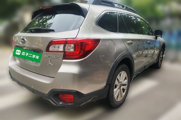 Used Subaru Outback 2016 2.5i Luxury Navigation Edition Rear Right 45 Deg