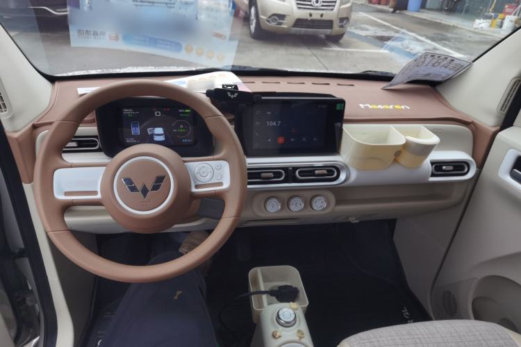 Used Wuling Hongguang MINIEV 2024 3rd Generation 215km Advanced Version Center Console