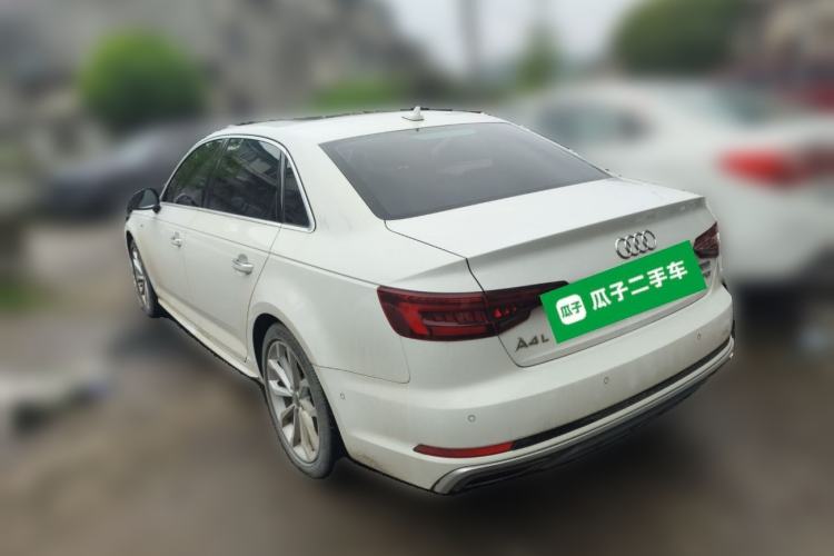 Used Audi A4L 2019 40 TFSI Fashion Edition China VI Emission Standard Rear Left 45 Deg