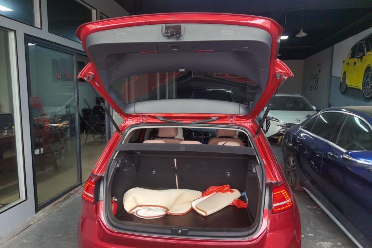 Used Volkswagen Golf 2015 1.4TSI Automatic Comfort Model
