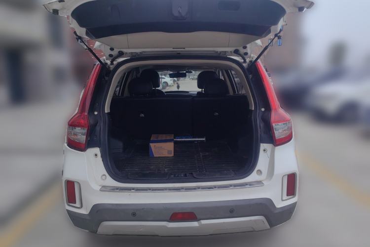 Used Geely Auto Vision X6 2016 1.8L Manual Luxury Model