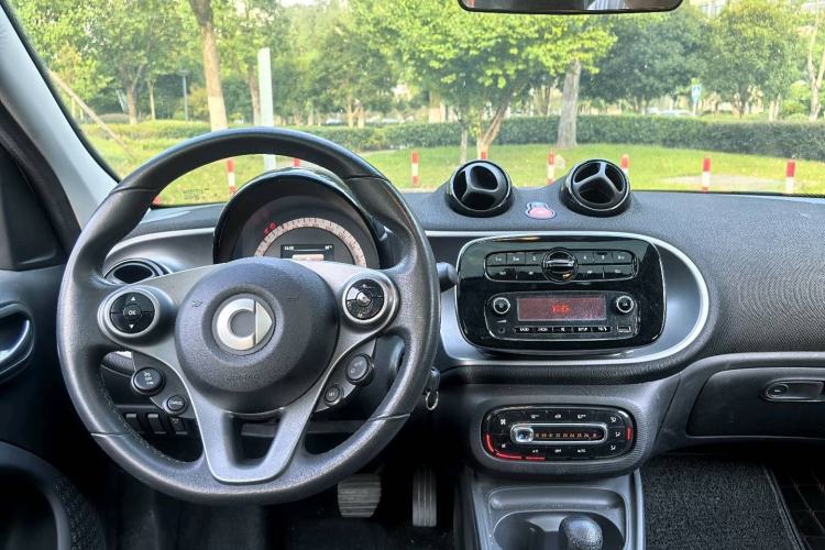 Used smart forfour 2018 1.0L 52kW Passion Edition