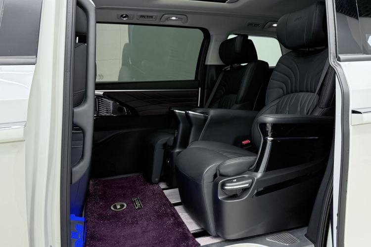 Used GAC Trumpchi M8 2024 Master Series 400T Prestige Edition