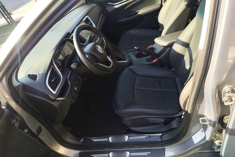 Used Buick Excelle GX 2018 18T Automatic Elite Model Left Front Seat