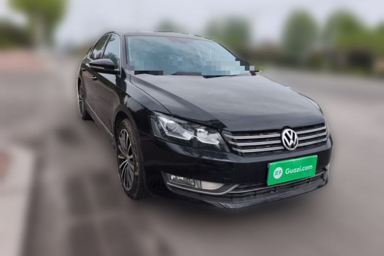 Used Volkswagen Passat 2014 1.8TSI DSG Prestige Navigation Edition Front Right 45 Deg