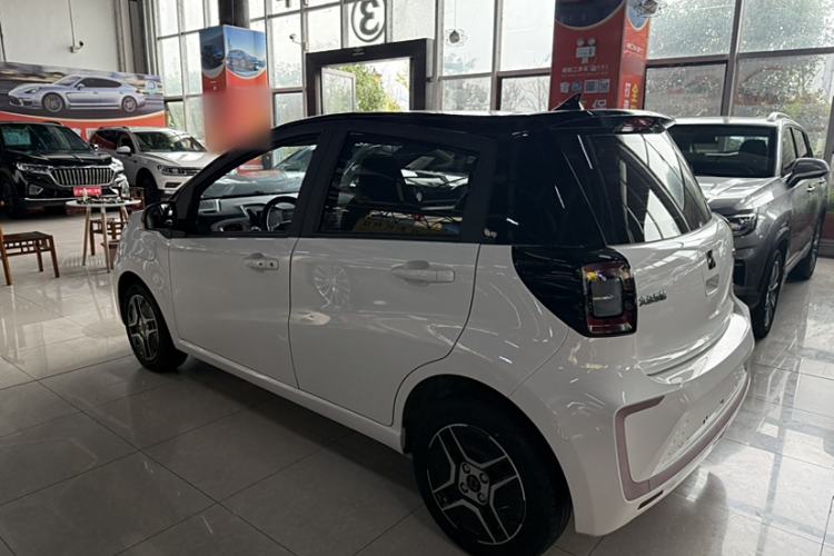 Used SOL E10X 2021 302 km Range Fashion Edition 31.4 kWh
