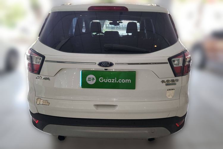 Used Ford Kuga 2018 EcoBoost 180 Two-Wheel-Drive Platinum Edition
