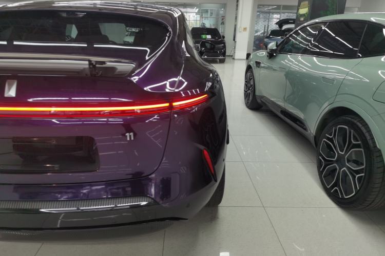 Used Avatr 11 2025 Ultra Extended-Range Edition
