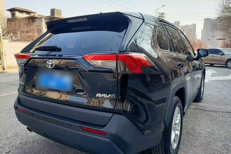 Used Toyota RAV4 2022 2.0L CVT Two-Wheel Drive Urban Edition Exterior 3