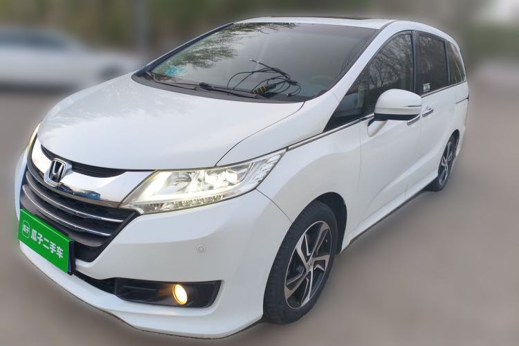 Used Honda Odyssey 2015 Updated Version 2.4L Smart Edition