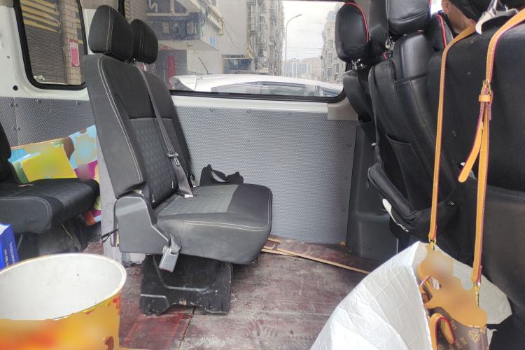 Used SAIC MAXUS Xintu V80 2021 2.0T Manual Classic Aoyuntong Long Wheelbase Mid-Roof 6/7/8/9-Seater