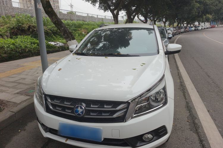 Used Venucia T70 2016 1.6L Manual Ruixing Edition
