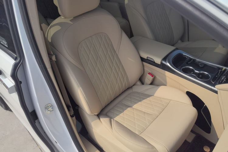 Used Buick GL8 2022 ES Land Cruiser 653T Luxury Model
