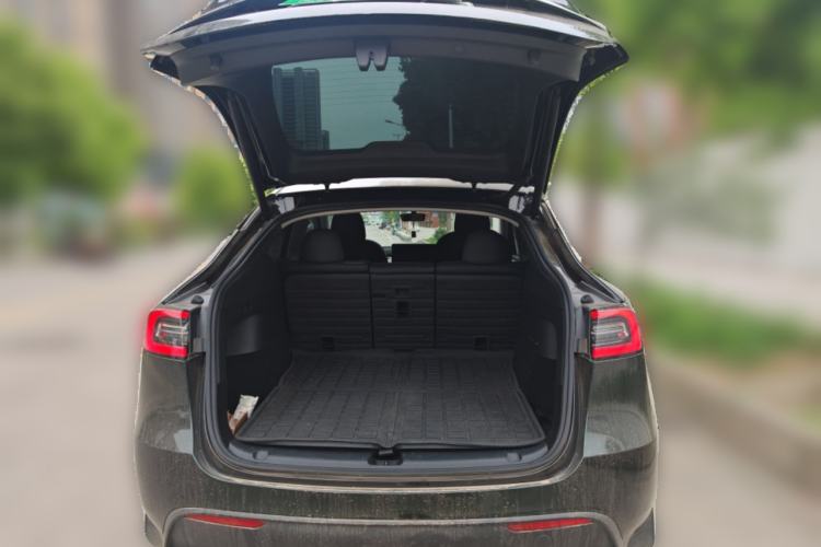 Used Tesla Model Y 2022 Rear-Wheel-Drive Version