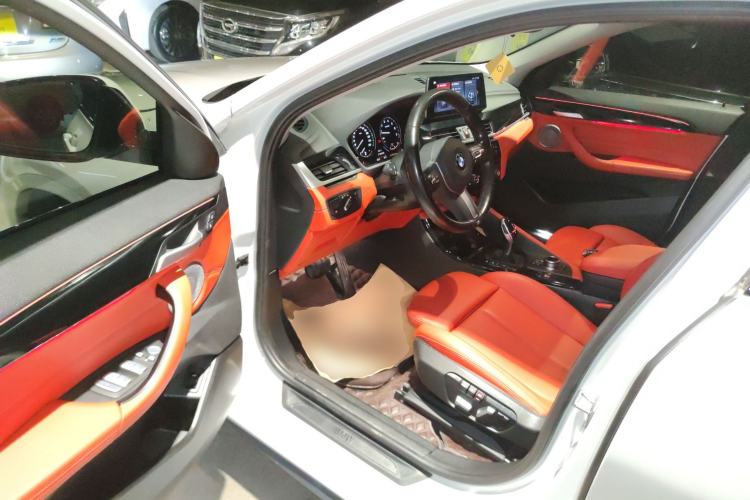 Used BMW X2 2022 sDrive25i M Sport Package Interior 3