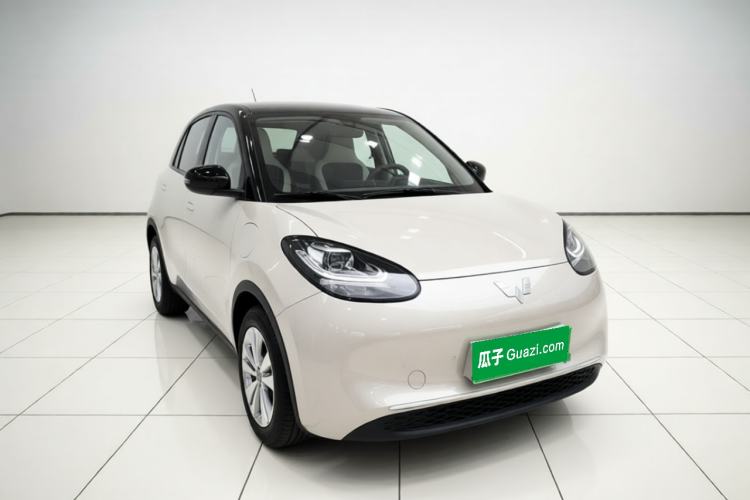 Used Wuling Bingo 2025 203km Light Edition Front Right 45 Deg