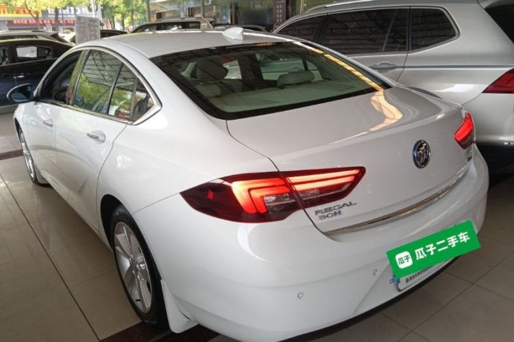 Used Buick Regal 2017 30H Elite Version Rear Left 45 Deg