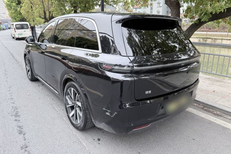 Used Li Auto L8 2023 Pro Model

