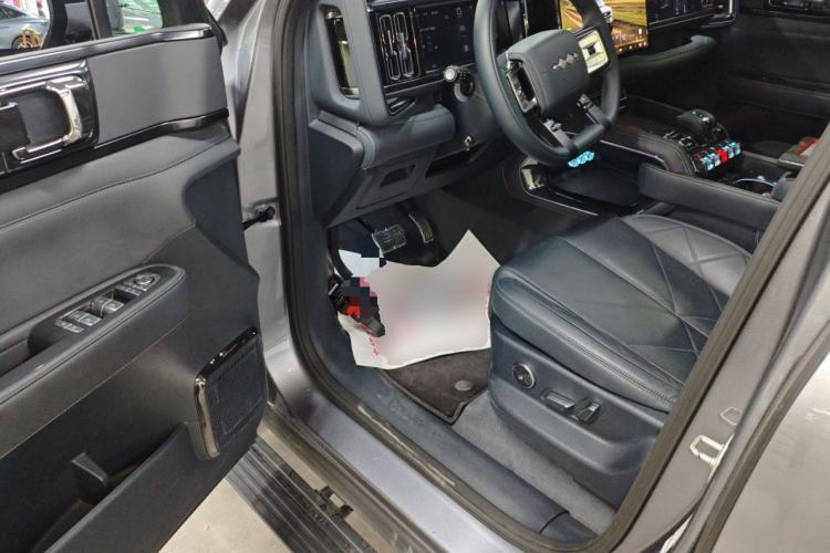 Used Formula Leopard 5 2025 Cloud Ride Laser-based Kunpeng Intelligent Driving Edition
