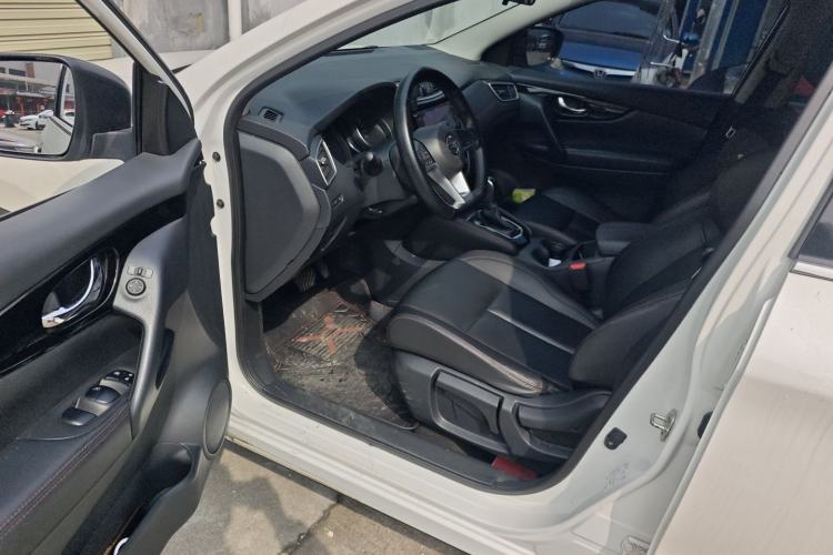 Used Nissan Qashqai 2022 2.0L CVT XV Smart Enjoyment Version Driver Seat