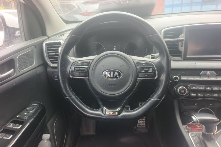 Used Kia KX5 2016 1.6T Automatic Two-Wheel Drive DLX Steering Wheel