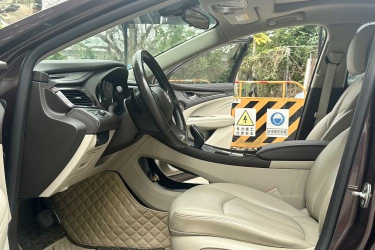 Used Buick LaCrosse 2016 Revised 20T Leading Edition Interior 1