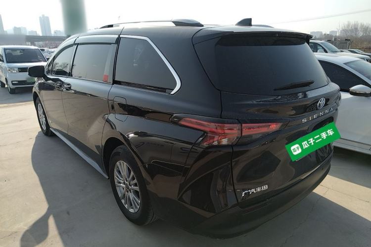 Used Toyota SIENNA 2021 2.5L Hybrid Comfort Edition