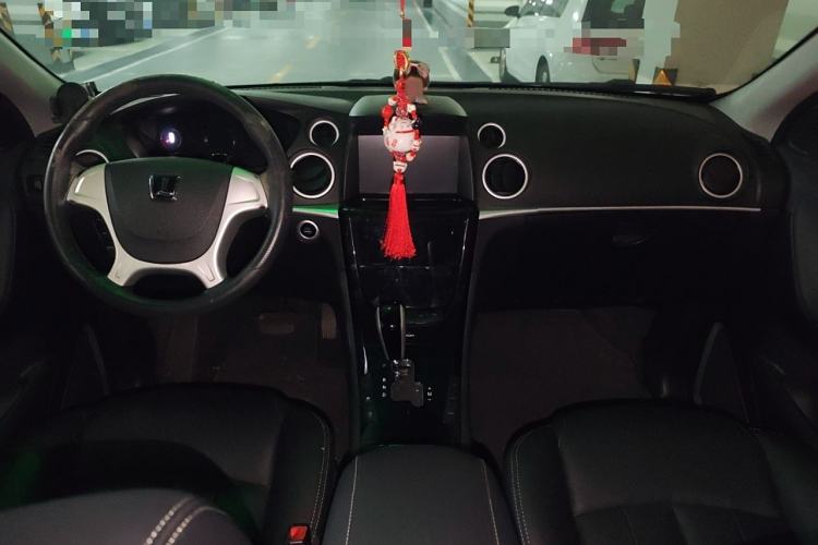 Used Luxgen Great 7 SUV 2016 2.2T Two-Wheel-Drive Smart Version