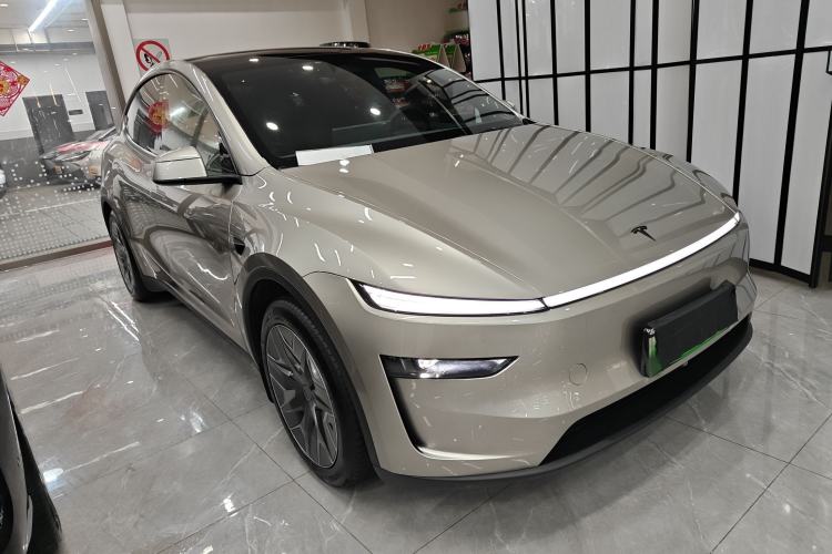 Used Tesla Model Y L 2025 Model Long-Range All-Wheel-Drive Version
