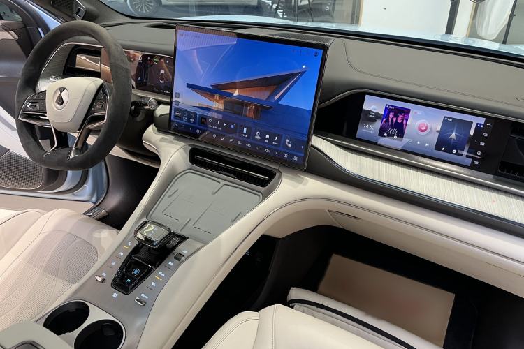 Used Denza N7 2023 Long-Range Performance Max Edition
