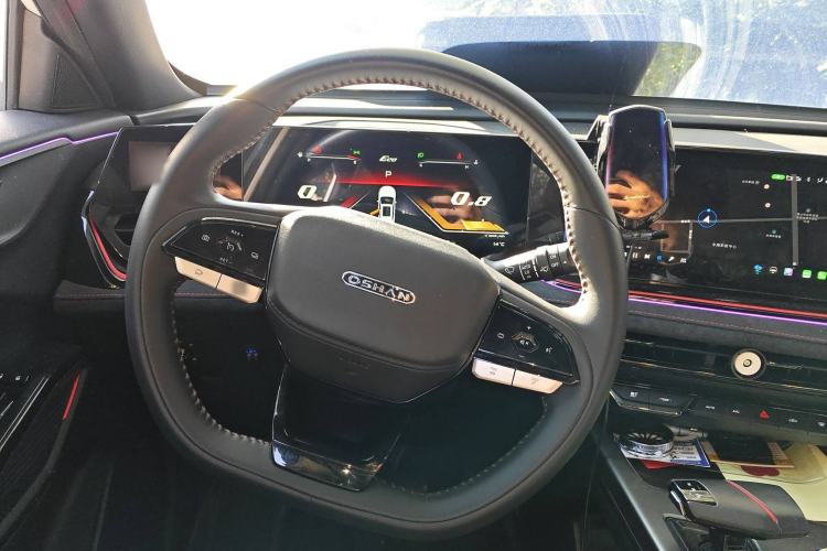 Used CHANGAN OSHAN X5 PLUS 2023 Revised Version 1.5T DCT Navigation Edition
