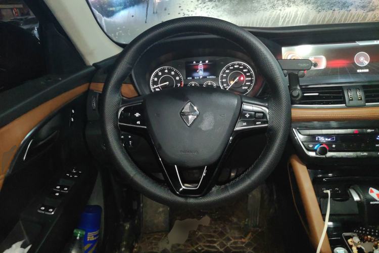 Used BORGWARD BX7 2016 28T Two-Wheel Drive Luxury Version 5 Seats
