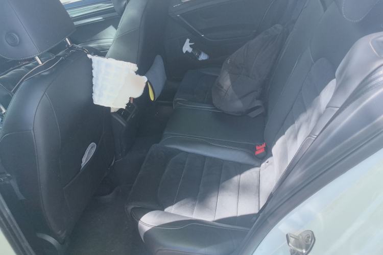 Used Volkswagen Golf 2018 230TSI Automatic Luxury Version
