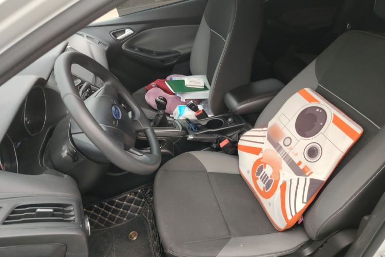 Used Ford Focus 2012 Hatchback 1.6L Manual Comfort Model