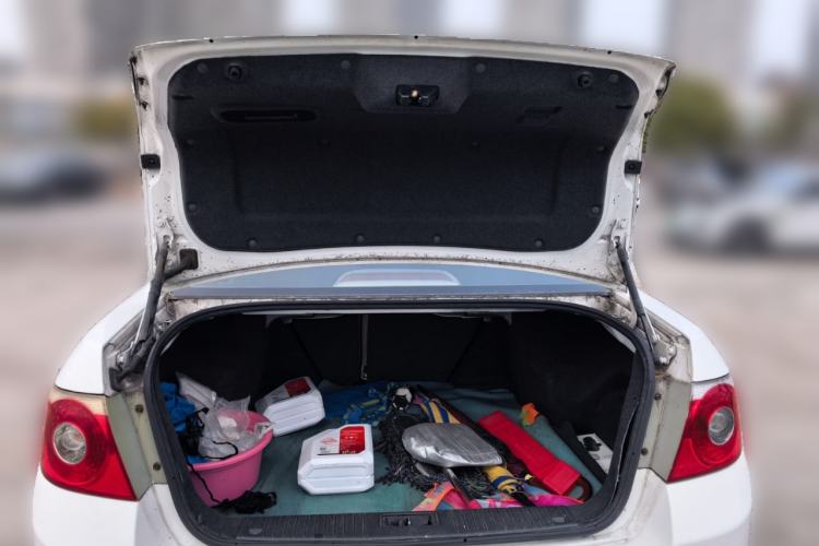 Used Chevrolet Epica 2012 1.8 Comfort Edition MT Trunk