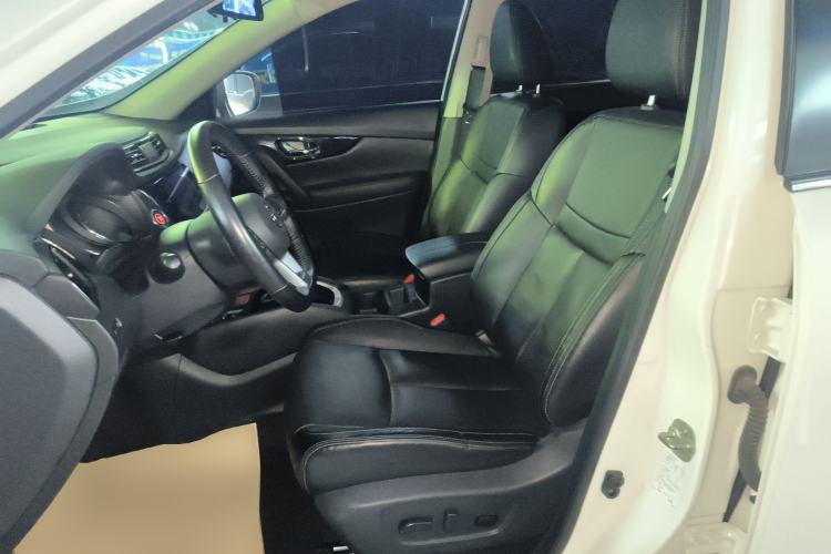 Used Nissan X-Trail 2019 2.0L CVT Smart Connect Comfort Edition 2WD
