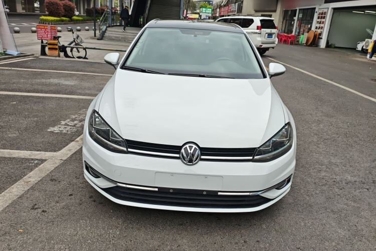 Used Volkswagen Golf 2019 200TSI DSG Comfort & Ambition Edition China VI Standard Front