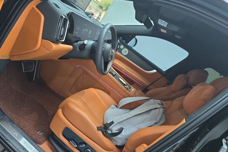 Used Hima AITO M9 2024 Range-Extended Ultra Version 52 kWh 6-Seater Model
