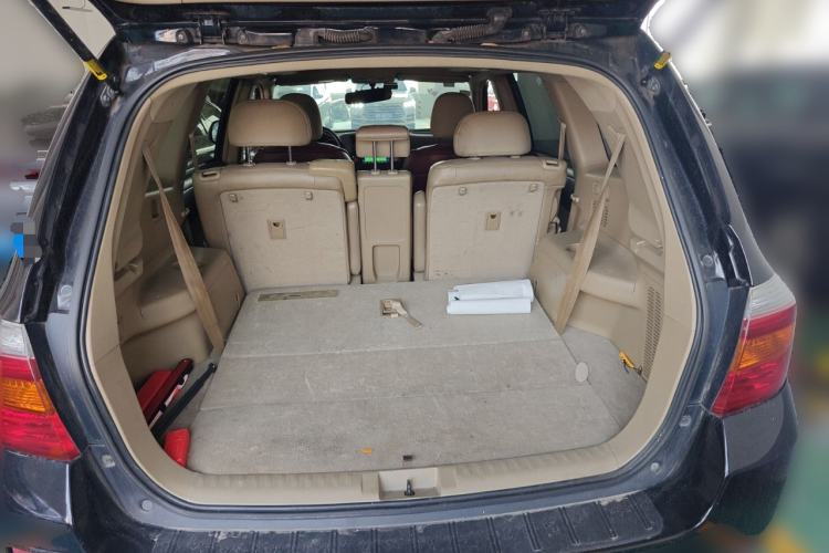 Used Toyota Highlander 2011 2.7L Two-Wheel Drive 7-Seater Luxury Navigation Edition