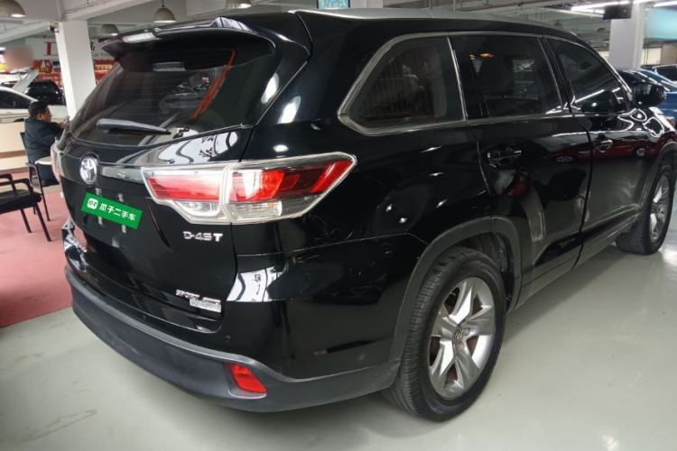 Used Toyota Highlander 2015 2.0T Four-Wheel Drive Luxury Edition 7-Seater Rear Right 45 Deg