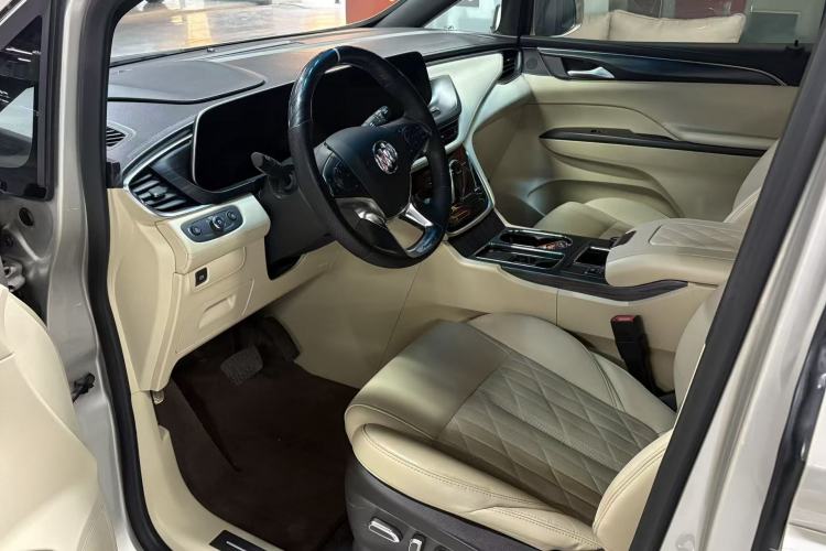 Used Buick GL8 2022 ES Landtrek 653T Flagship Model