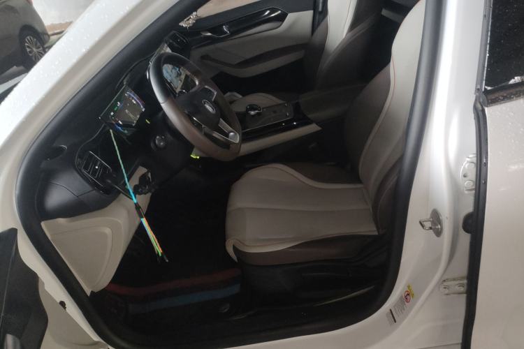 Used BYD Qin PLUS 2024 HONOR Edition DM-i 120KM Leading Model Left Front Seat