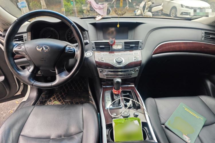 Used Infiniti Q70 2015 Q70L 2.5L Elite Edition Center Console