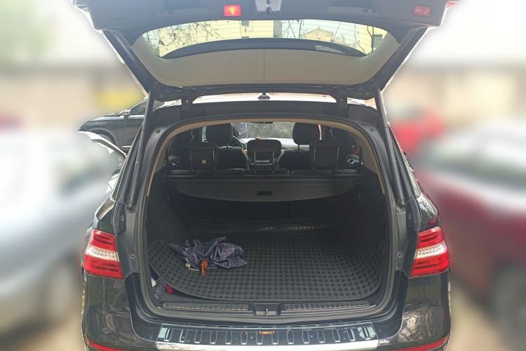 Used Mercedes-Benz M-Class 2014 ML 400 4MATIC Dynamic Model