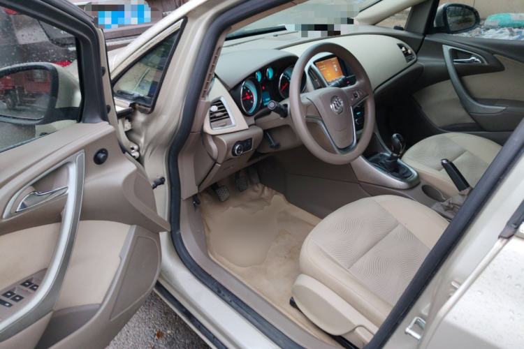 Used Buick GT 2013 GT 1.6L Manual Entry-Level Model