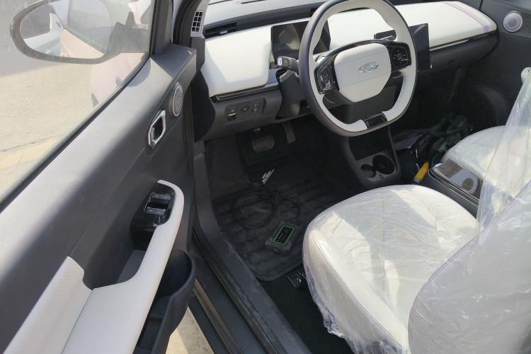 Used Chery Little Ant 2024 Facelifted 321km Beloved Edition Driver Seat