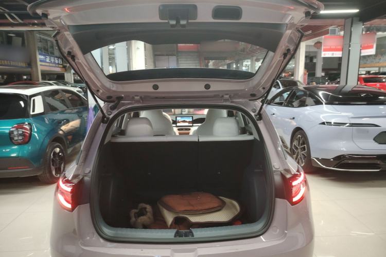 Used Geely Galaxy Geome 2025 310km Youth Edition Trunk