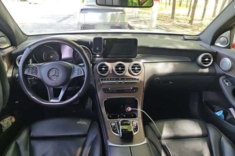Used Mercedes-Benz GLC 2016 GLC 300 4MATIC Dynamic Model
