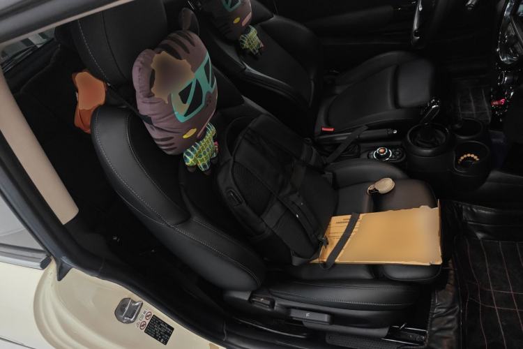 Used MINI MINI 2021 1.5T COOPER Classic Edition